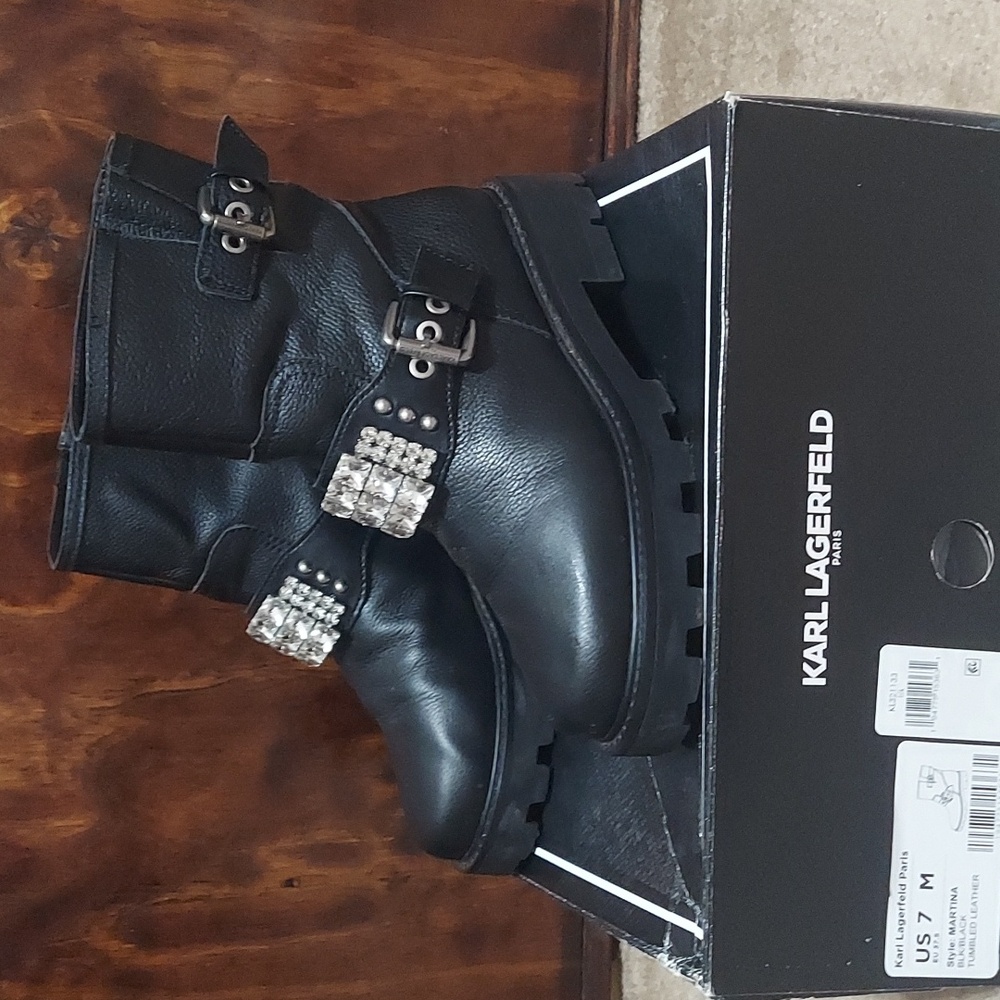 Karl Lagerfeld 7M Black